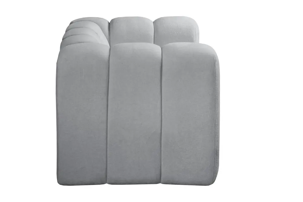 Poltrona Mona Cor:Bouclê Cinza 520