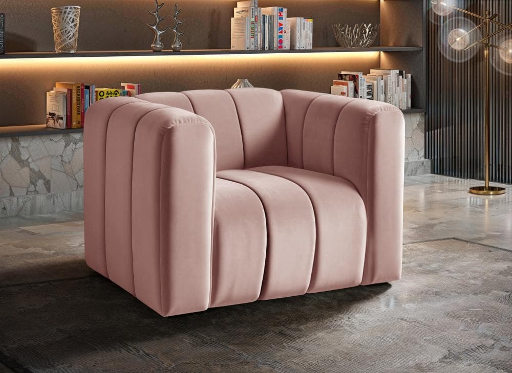 Poltrona Mona Cor:Veludo Rosê 390