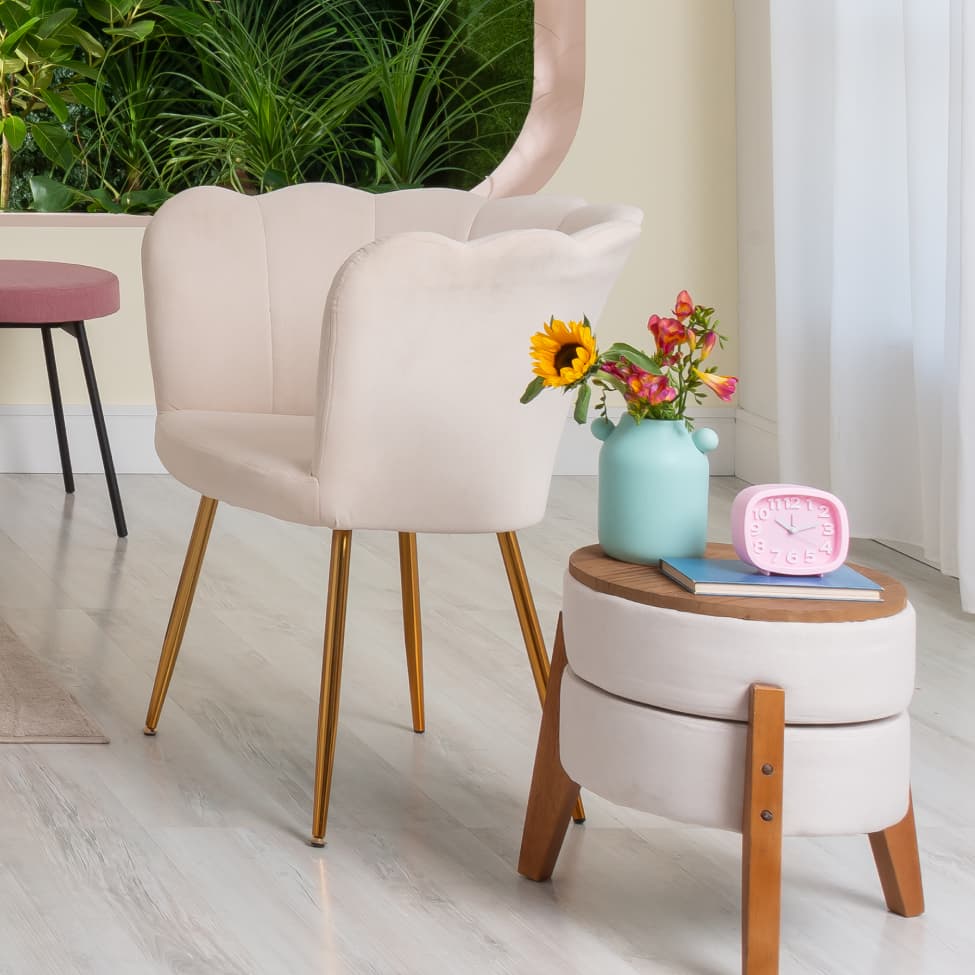 Poltrona Pétalas Aveludadas Eva Creme