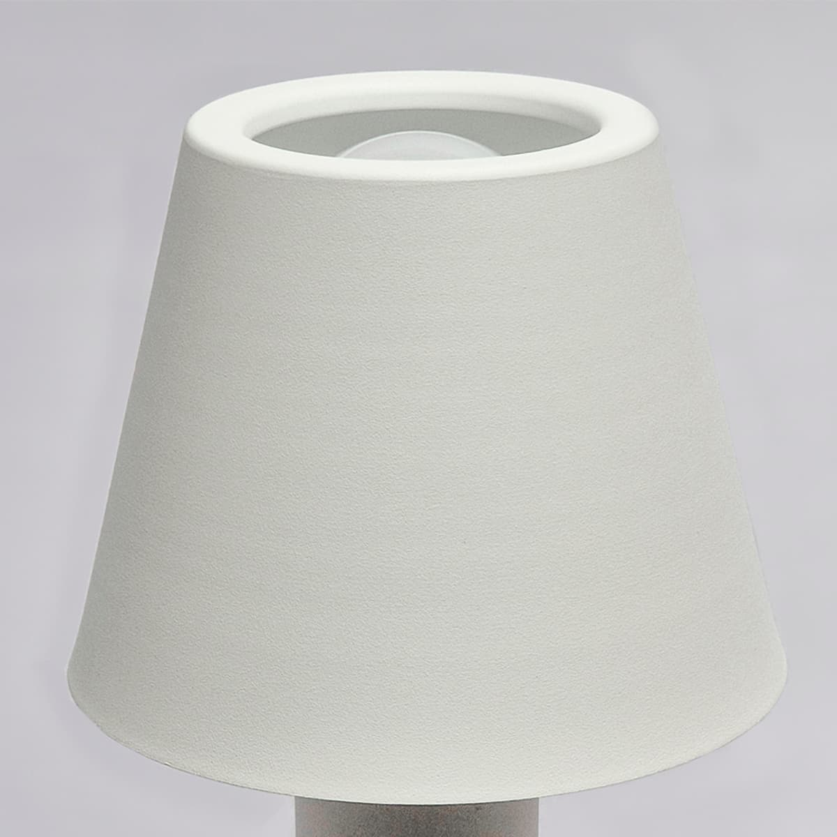Luminária Abajur Carlotta Cor Branco