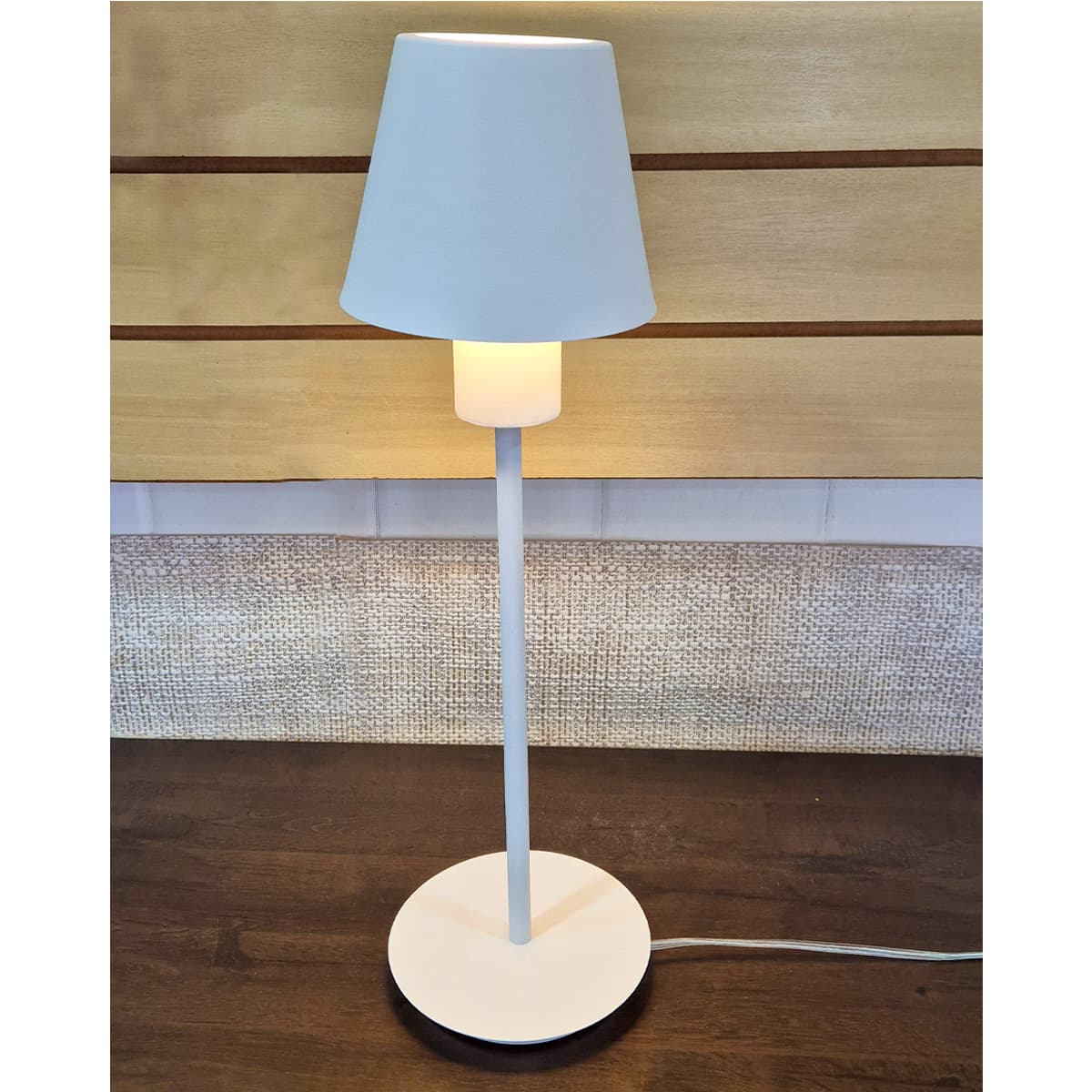 Luminária Abajur Carlotta Cor Branco