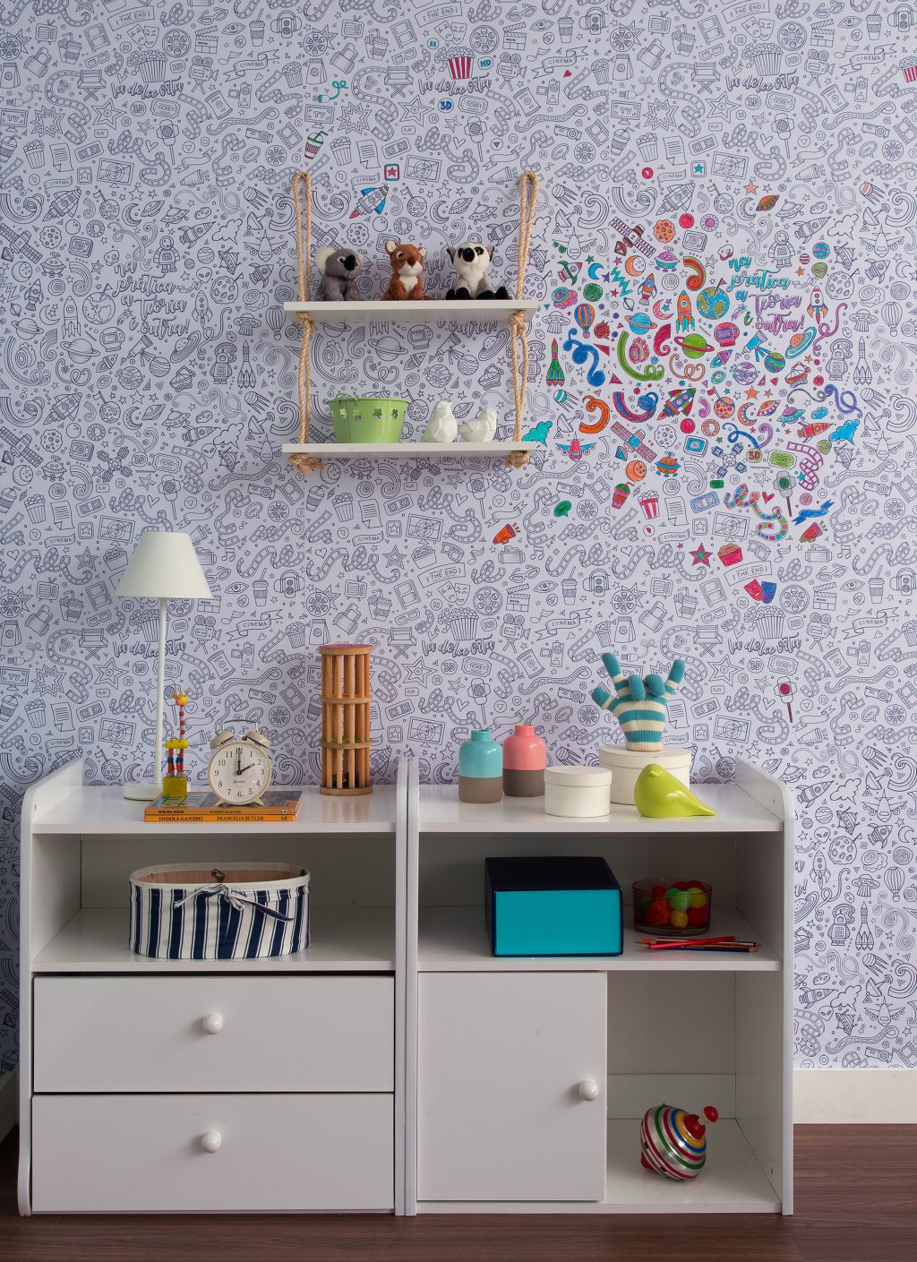 decoração do quarto infantil com cômoda branca