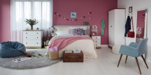 decoração de inverno com quarto em tons de rosa