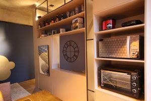 decoração de apartamentos pequenos com home bar na cozinha