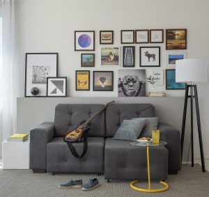 cor-pantone-2021-sofa-cinza